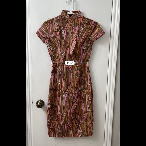 Whimsical Asian inspired dress - Picture 7 of 8